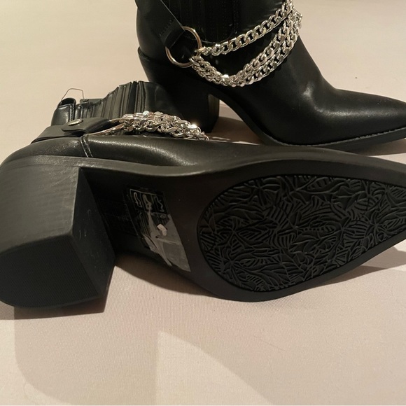 Forever 21 Ankle Booties - Picture 3 of 10